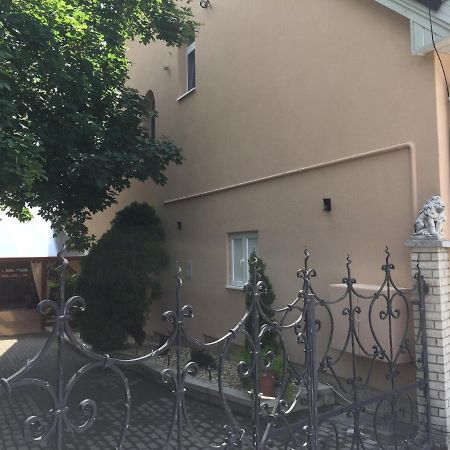 Patavar Panzio Etterem Gyongyospata Εξωτερικό φωτογραφία